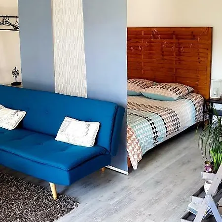 50m Du Apartment *